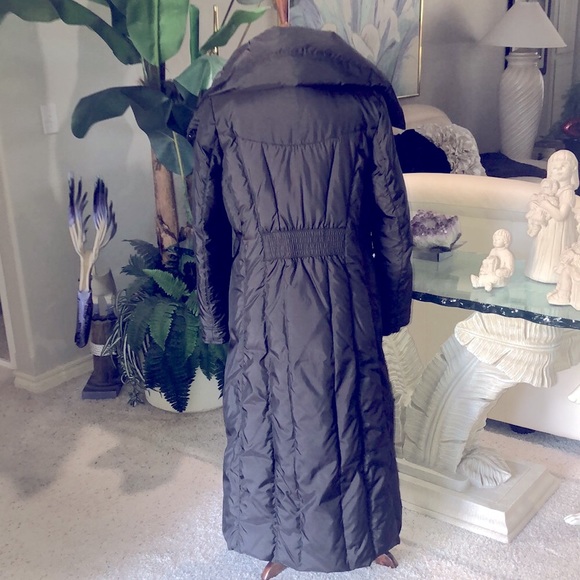 NWT COLE HAAN SZ M CHOCOLATE BROWN ABOVE ANKLE DOWN FILLED VERY WARM COAT - Picture 5 of 12